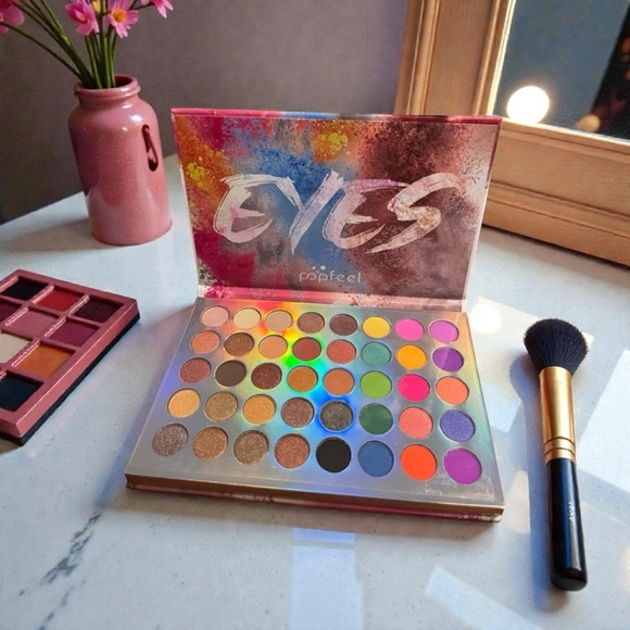 Popfeel Other - Eyeshadow Palette - Bold Multi-Color Collection - 40 colors - New